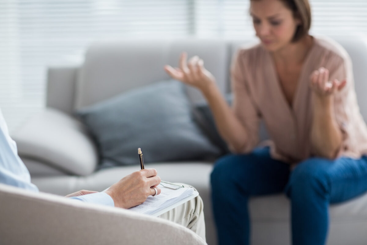 Podwójna diagnoza którą otrzymuje kobieta w trakcie sesji.